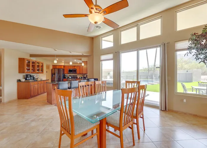 Near El Conquistador Golf: Hot Tub + Mtn View Holiday home Oro Valley